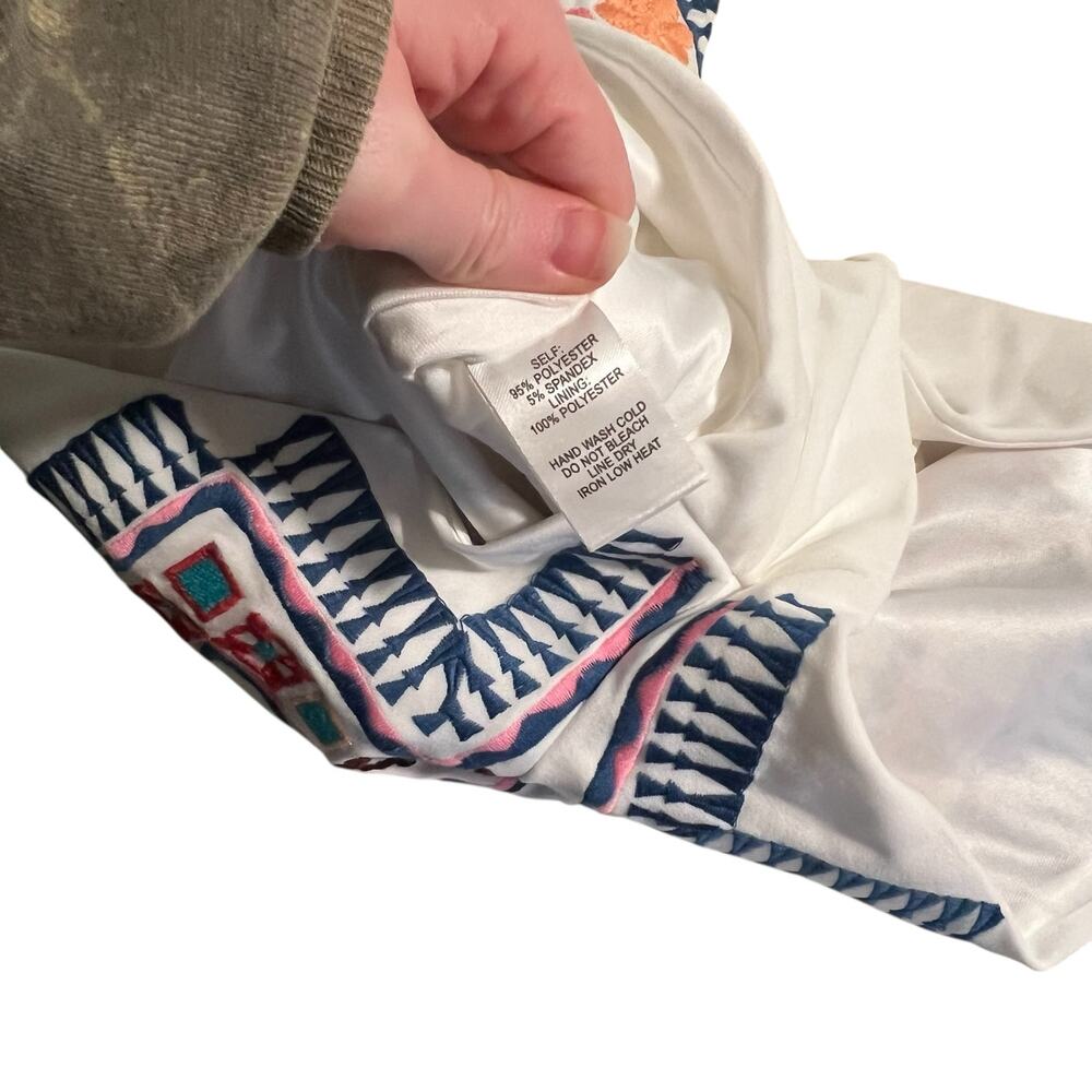 LULUS Rhythm is Gonna Get You Embroidered White Shorts & Top Size S - Picture 11 of 12